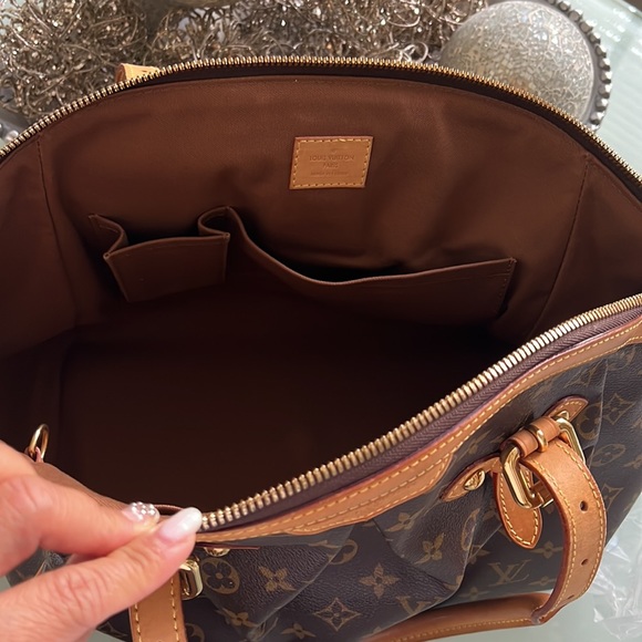 Authentic Louis Vuitton Monogram Tivoli GM Hand Tote Bag - Picture 11 of 12